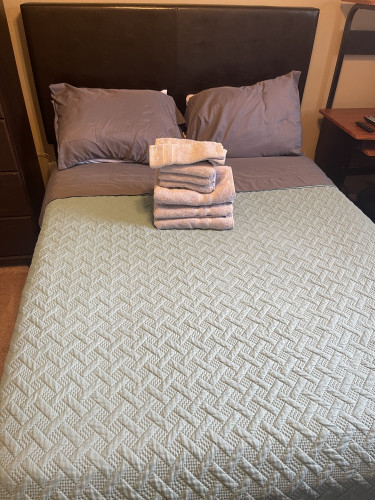 Bleu Skies - bed